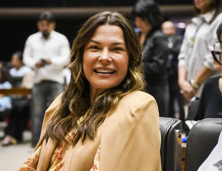 Aniversário de Marcela, nova moda e casório: os destaques