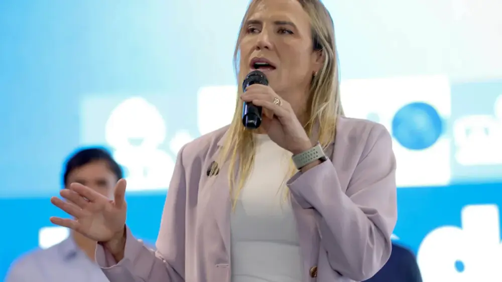 RenovaDF abre 1,7 mil vagas e GDF amplia verba para saúde e UBSs
